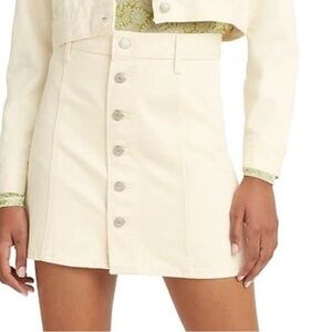 NWT-Levi's Womens A-line Button Front Mini Skirt